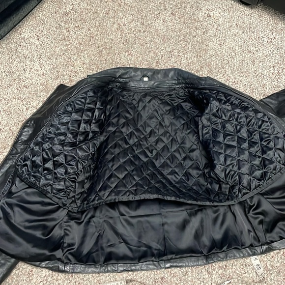 Vintage leather quilted moto jacket - Picture 9 of 12